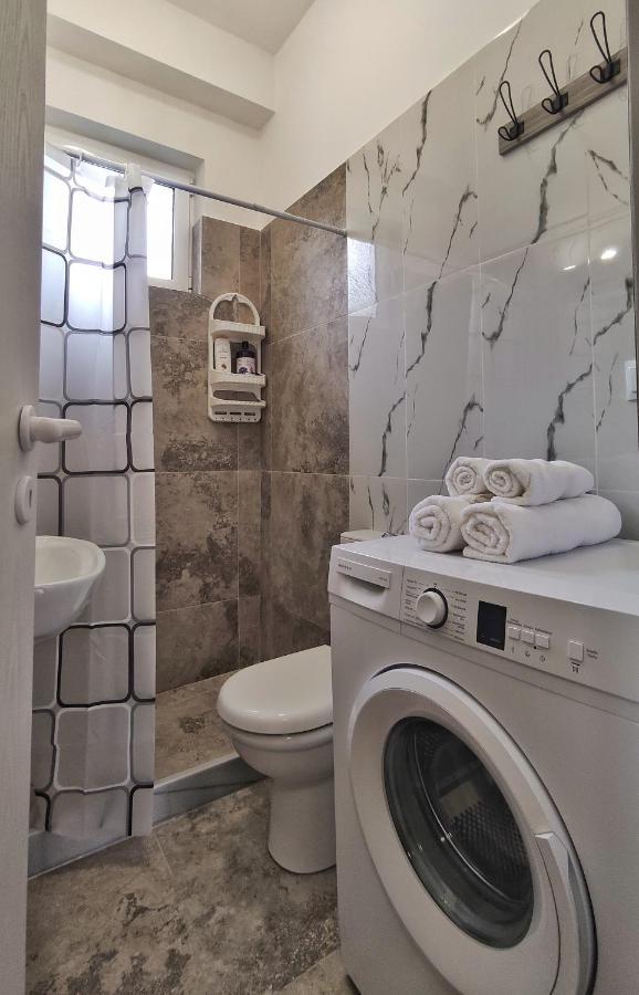 Garnet 1 Apartman Kalamáta Kültér fotó