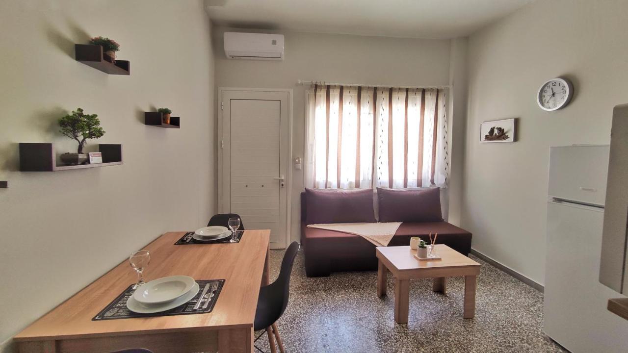 Garnet 1 Apartman Kalamáta Kültér fotó