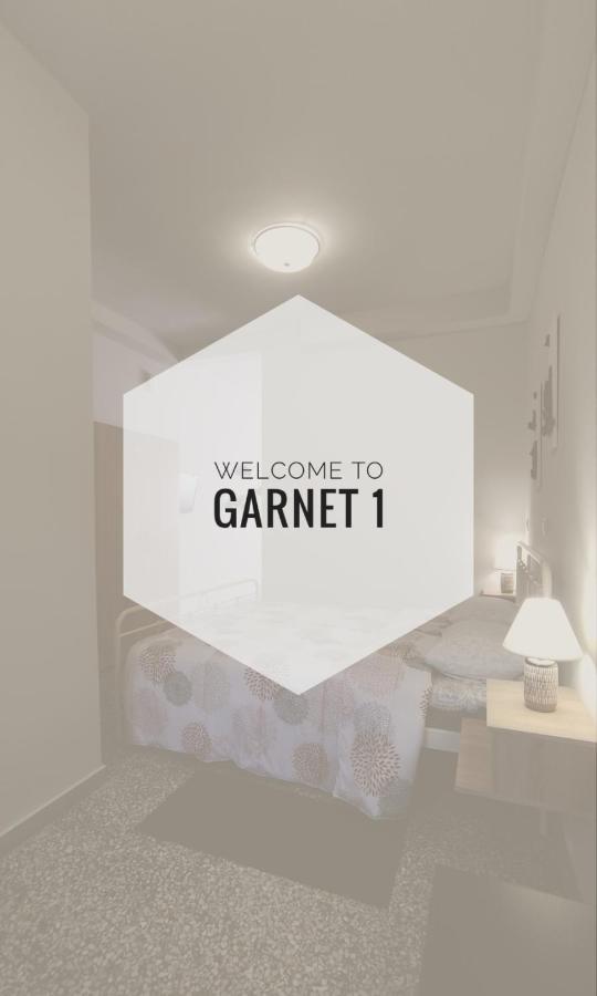 Garnet 1 Apartman Kalamáta Kültér fotó